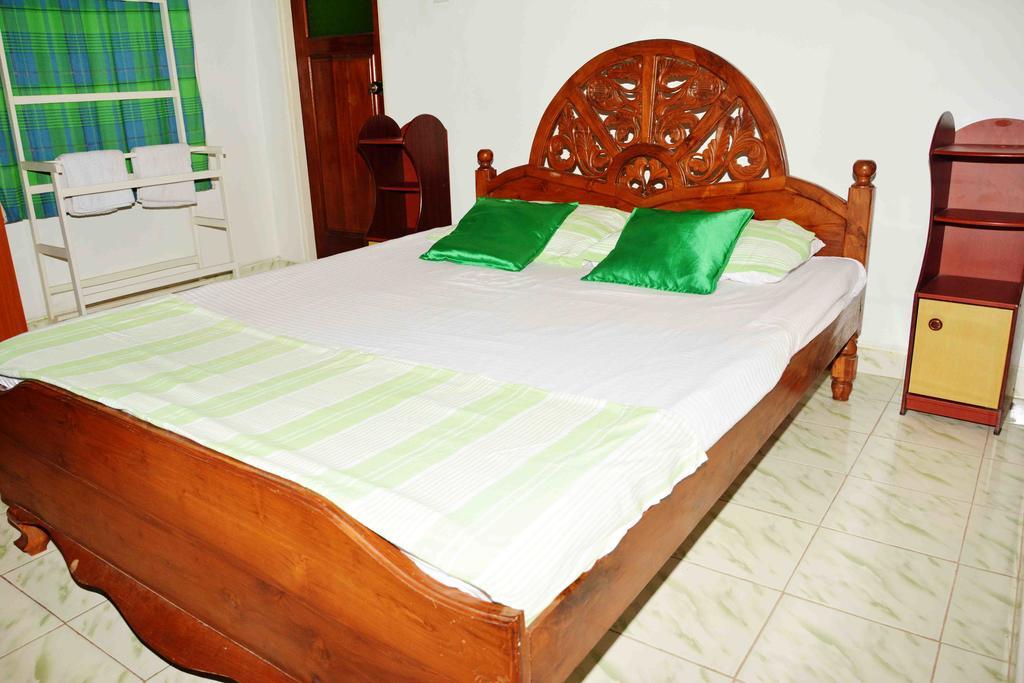 Sampathaa Residence Негомбо Екстериор снимка