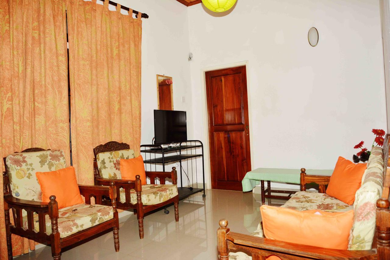 Sampathaa Residence Негомбо Екстериор снимка